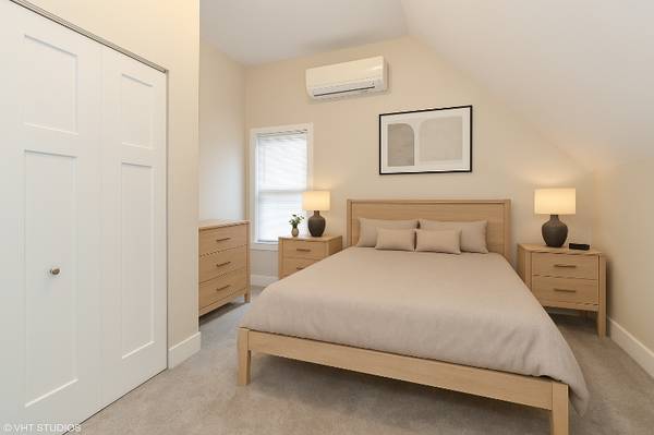 $1595.00 / 2br - 970ft2 - Stunning 2 Bedroom, Updated Kitchen & Bath63775322590723123