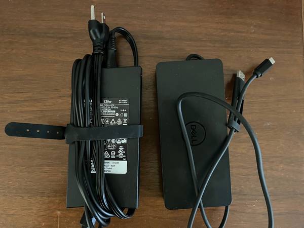 Excellent working Dell D6000 Universal Dock Station + 130W Power 1