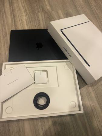 Macbook Air 13-inch 1