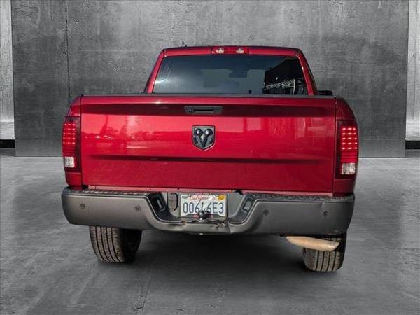 Camioneta Ram 1500 Classic 2021 Dodge Warlock Cabina Crew - $23,093 (Llame al *(669) 200-6523* para confirmar disponibilidad al instante)63477683122307124
