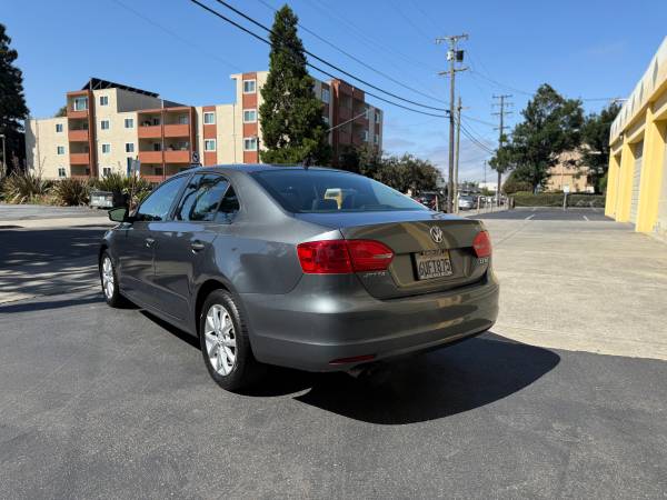 2012 Volkswagen Jetta - $5,900 (san leandro)63617120964483124