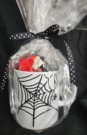 PORCH PICK UP! Halloween mugs Filled with fresh yummy candy! (Elk Grove)63920016302338122