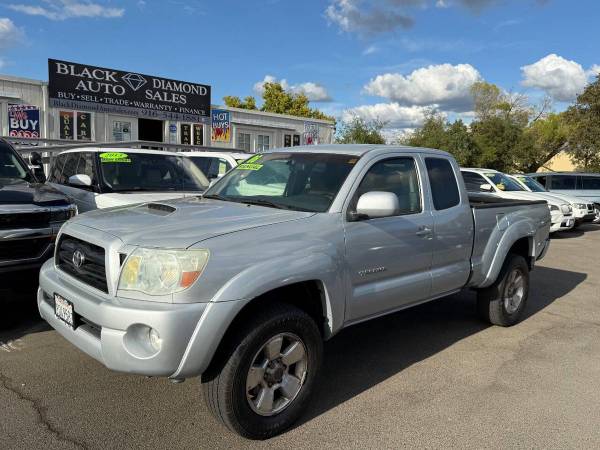 2006 Toyota Tacoma PreRunner V6 4dr Access Cab SB (4L 6M) - Comes with Warranty! 1