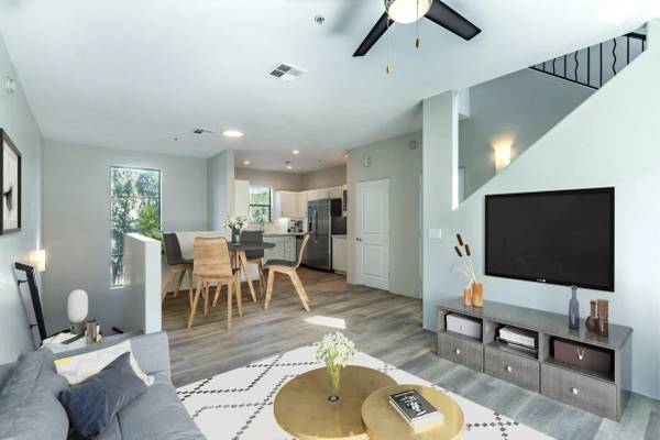 $2,099 / 2br - 1193ft2 - 2/hab 2.5/ba, Armario Espacioso, Apartamentos Recién Renovados63623945486083124