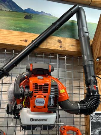 Husqvarna 570 BTS backpack blower 1