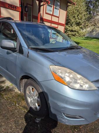 2008 Toyota sienna - $1 (PORT ORCHARD)63617141141249121