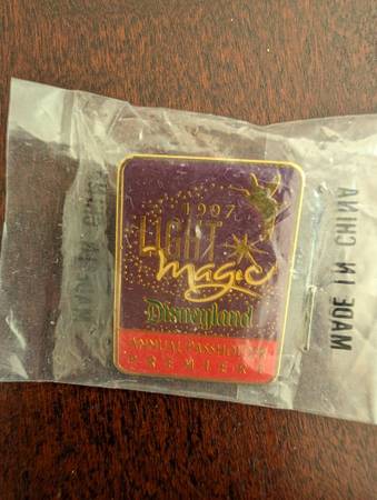 Disney Light Magic Annual Passholder Premiere Pin 1997 1