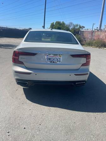 Volvo - $19.000 (San Diego)63470051850497123