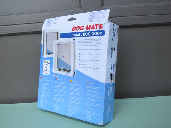 Dog Mate Small Dog Door, Model 221WD - $35 (Mill Creek)63470982185217124