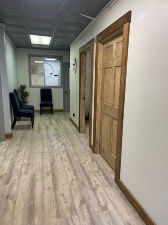 $600 / 150ft2 - Office space available in commercial building (somersworth)63986779948802122