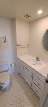 $2,700 / 2br - 1295ft2 - 2 Dormitorio (Condominio de Gran Altura) (Ciudad de Alexandria)64040361868547124