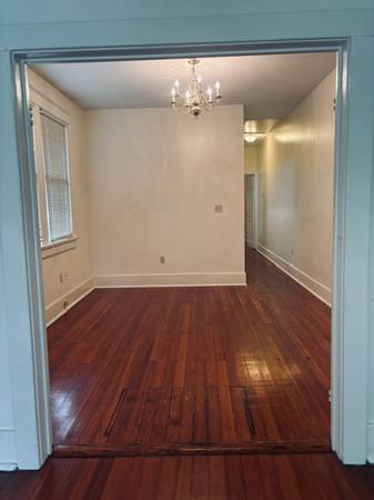 $1,600 / 2br - 950ft2 - 2 Bedroom/1 Bath Shotgun Style with private back yard (New Orleans)63903653462787124