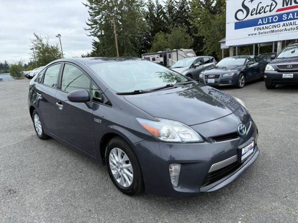 2012 Toyota Prius Plug-in Hybrid Electric Base 4dr Hatchback Hatchback - $10,988 (Select Motor Auto Sales)63469750159747122