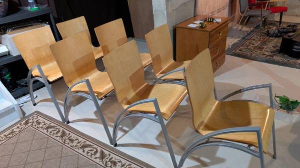 7 Office / Indoor Chairs 1