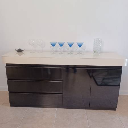 Black Lacquer Sideboard/Buffet Mid-Century Gorgeous! $550 OBO 1