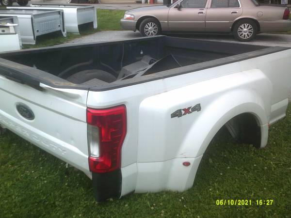 Used 17-21 Ford s-duty bed , long 1
