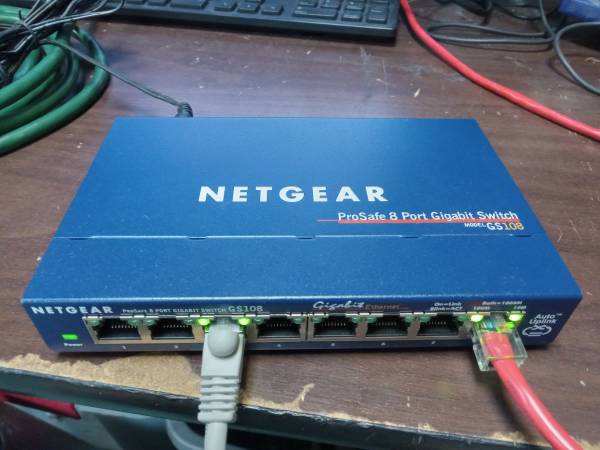 Netgear GS108 8-Port Gigabyte Network Switch 1