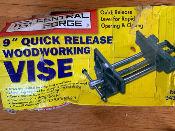 Central Forge 9" quick release woodworking vise 1