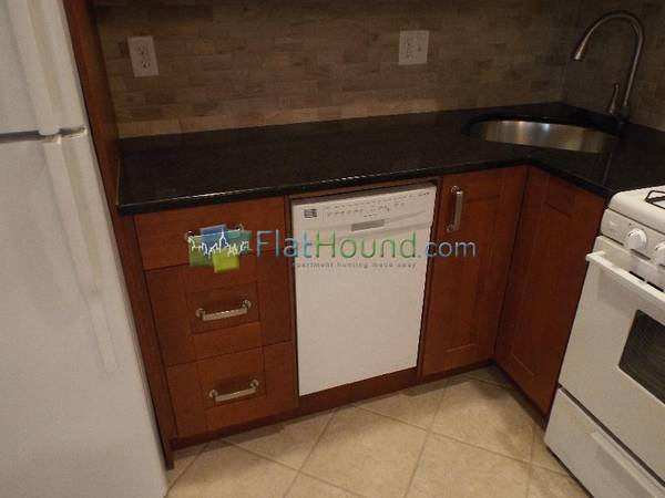 $2,150 HUGE Brighton Studio! Available NOW (Brighton)63996693185666121