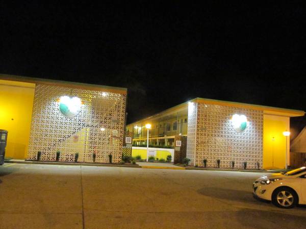 $1.799 / 2 hab - 900 pies² - Bien iluminado, con acceso controlado y comodidades de vida asequible frente a la bahía (1242 West Ocean View Avenue)63169631819907123