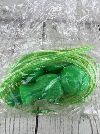 New Vintage 1980's Jolly Green Giant Little Sprout Send Away Premium 1