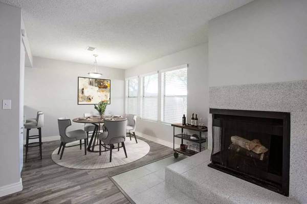 $1,699 / 2hab - 1278ft2 - ¿Busca un lugar encantador? Alquile una hermosa casa adosada de 2 habitaciones y 2 baños (Tucson)63675099644419124