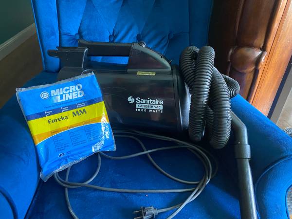 Car vacuum 1