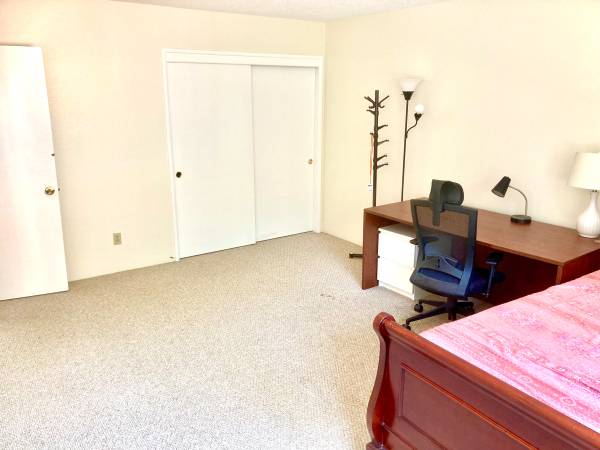 $1,600 / 1hab - 192ft² - $1,600 / 1hab - 192ft² - Dormitorio principal amueblado en La Jolla Shores (la jolla shores)63865932012291122