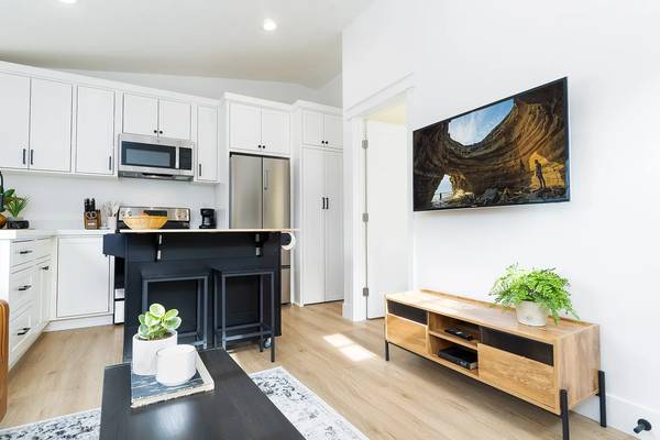 $601 / 1br - 400ft2 - "¡Loma Heights! ¡Hogar de 1 dormitorio y 1 baño!" (San Diego)63845976099841122
