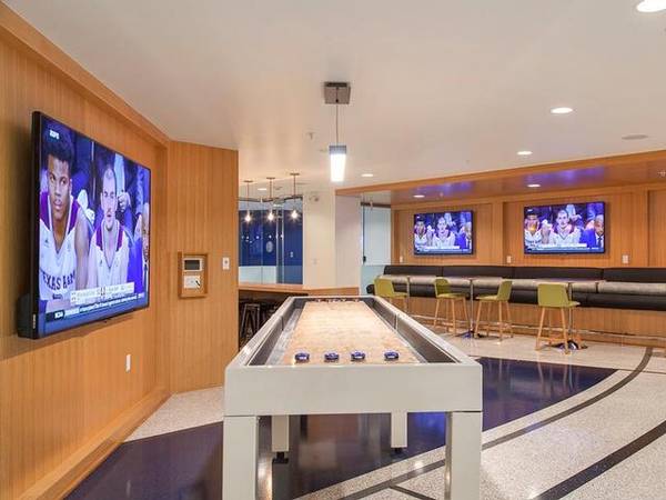 $2,290 / 1br - 519ft2 - Microwave and Dishwasher, Gas Stoves, Bike storage (South Lake Union)63862176945667123