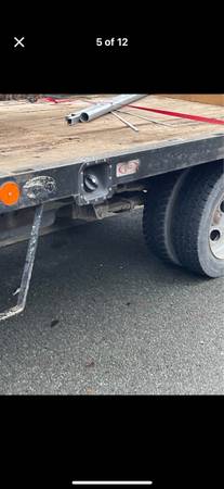 Camioneta Chevy 3500 de 2002 con plataforma plana - $5.850 (Everett)63470763742339122