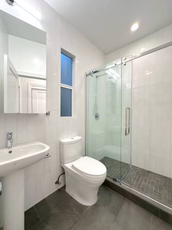 $3,895 / 1br - ¡Video y Plan! Reformado Elegantemente, Unidad Esquina, Ubicación Fantástica! (nob hill)63622958549505123