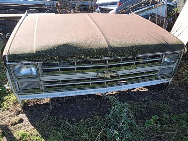 Square Body truck front clip 1