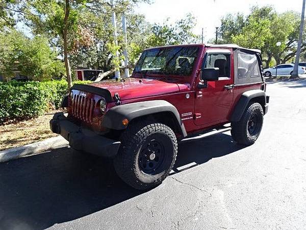 2012 Jeep Wrangler Sport 4x4 SUV de 2 puertas - $10500,0063443605950977121