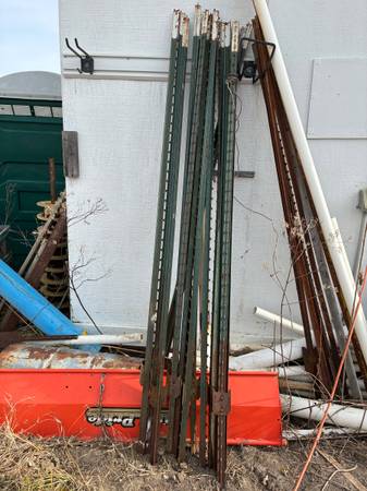 8 ft “T” fence posts 1
