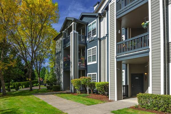 $2,655 / 3br - 1356ft2 - 24/7 Fitness Center, Breakfast Bar, Attached Garage (22100 Horizon Drive, West Linn, OR)63841709402113124