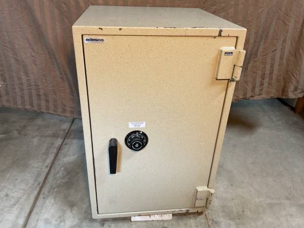 ADESCO SAFE 1