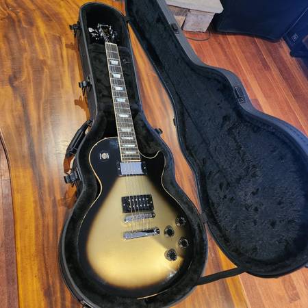 Guitar lessons & set-up services 1