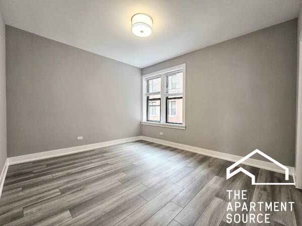 $2,495 / 2br - 900ft2 - ✨Cozy & Bright 2-Bedroom Apartment in the Heart of Lakeview✨ (Lakeview)63959877513090123