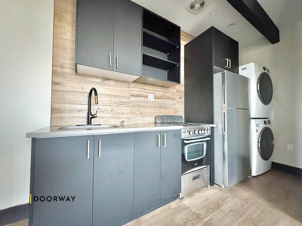 $2,750 / 2br - Modern 2 Bed | 1 Bath – Flatbush / East Flatbush – NO FEE (Unit 4B) (Flatbush)63788762029699122