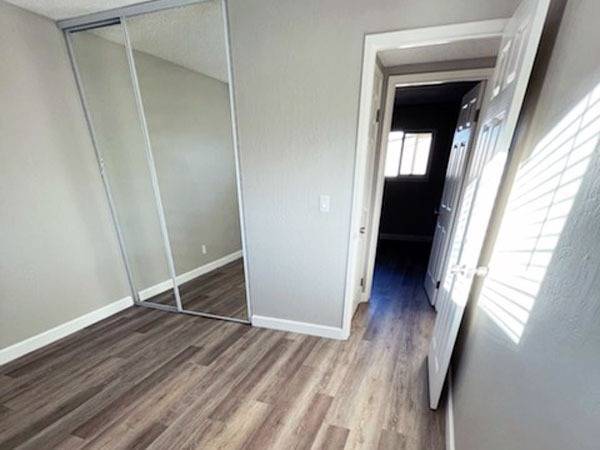 $1,200 / 2hab - 917ft2 - piso de 2 habitaciones, cocina moderna, servicios incluidos, hogar admitido para mascotas (vista a la montaña)63657591907075122
