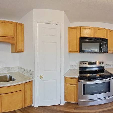 $2,900 / 5br - 2273ft2 - 5 bed, 3 bath house for rent in Denver (Denver)63849270155779121