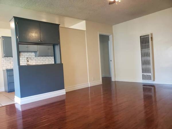 $2,750 / 3br - 1000ft2 - **^^Hogar amplio de 3 habitaciones/2.5 baños con mejoras modernas en un barrio tranquilo*** (Santa Rosa)63658112136833120