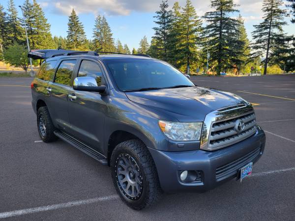 2008 Toyota Sequoia Limited 4-Door Utility 4WD - $12,00063435646801283124