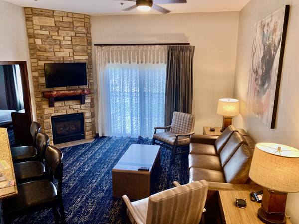 $550 / 2br - 1200ft2 - 2 BR Wisconsin Dells Glacier Canyon/ Wilderness Condo Sept. 19-21 (Lake Delton)63406847982211124