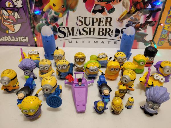 Despicable Me Minion Action Figure McDonalds Bulk Mixed Toy Lot Of 29 1