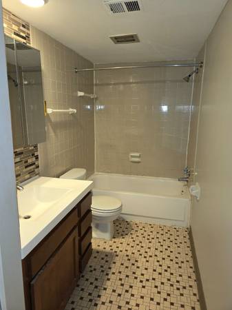 $1,095 / 1br - 🏡 Gregory Apartments – Your Next Home in Wilkinsburg! 🏡64013531163393123