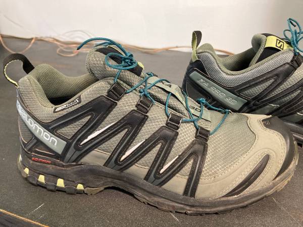 Salomon Trail Runner mens 8.5 1