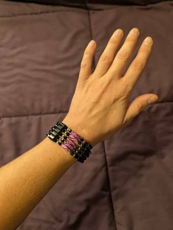Black Pink Adjustable Therapeutic Hematite Magnetic Bracelet Necklace 1