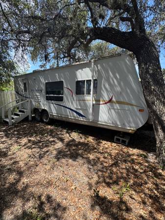 $600 / 1br - 224ft2 - RV EN ALQUILER $600 AL MES (Rockport Tx)64036536339971120